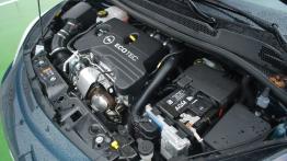 Opel Corsa E 5d 1.0 Ecotec 115KM - galeria redakcyjna - silnik