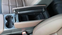 Citroen C5 Aircross 1.6 PureTech 181 KM - galeria redakcyjna - widok ogólny wn?trza z przodu