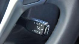 Toyota Avensis - z emeryta w nastolatka