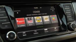 Skoda Fabia III Hatchback 1.0 MPI - galeria redakcyjna - radio/cd/panel lcd