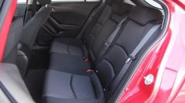Mazda 3 III Hatchback  2.0 120KM - galeria redakcyjna - tylna kanapa