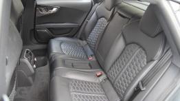 Audi RS7 Sportback 4.0 TFSI 560KM - galeria redakcyjna - tylna kanapa