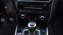 Audi A5 Coupe Facelifting 2.0 TDI 177KM - galeria redakcyjna - konsola środkowa