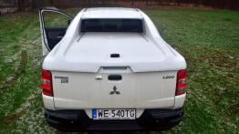 Mitsubishi L200 - galeria redakcyjna - widok z tyłu