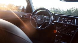 Kia Optima Kombi PHEV 2.0 GDi 205 KM - galeria redakcyjna - kokpit