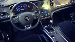 Renault Megane Grandcoupe 1.6 130 KM - galeria redakcyjna - pe?ny panel przedni
