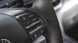 Hyundai Kona Electric - galeria redakcyjna - inny element panelu przedniego