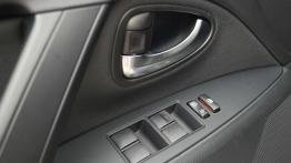 Toyota Avensis FL - europejska premiera