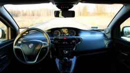 Lancia Ypsilon IV Hatchback 5d 1.3 Multijet 16v 95KM - galeria redakcyjna 2 - pełny panel przedni