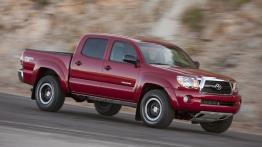 Toyota Tacoma - prawy bok