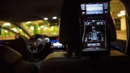 Skoda Superb Laurin & Klement 2.0 TDI 150 KM - galeria redakcyjna - inny element wnętrza z tyłu