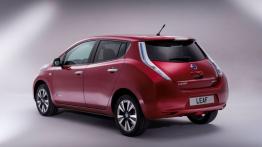 Nissan Leaf 2013 - wersja europejska - tył - reflektory wyłączone