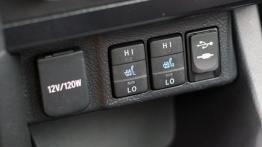 Toyota Auris II Hatchback 5d Valvematic 130 132KM - galeria redakcyjna - sterowanie podgrzewaniem fo