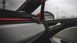 Renault Clio 1.3 TCe 130 KM – galeria redakcyjna - widok ogólny wn?trza z przodu