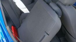 Chevrolet Spark - galeria redakcyjna - tylna kanapa złożona, widok z boku