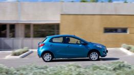 Mazda 2 Facelifting - wersja 5-drzwiowa - prawy bok