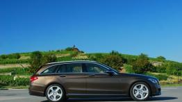 Mercedes Klasa C W205 Kombi - galeria redakcyjna - prawy bok