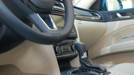 Skoda Superb II Kombi Facelifting - galeria redakcyjna - skrzynia biegów