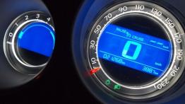 Citroen C4 II Hatchback 5d 2.0 HDi 150KM - galeria redakcyjna - prędkościomierz