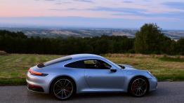 Porsche 911 Carrera 4S  3.0 450 KM - galeria redakcyjna  - prawy bok