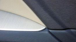 Toyota Avensis - z emeryta w nastolatka