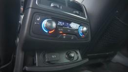 Audi A7 Sportback 3.0 TFSI 333 KM - galeria redakcyjna - inny element panelu przedniego