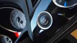 BMW Z4 E89 Roadster sDrive35is 340KM - galeria redakcyjna - przycisk do uruchamiania silnika