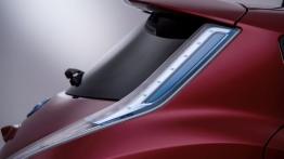 Nissan Leaf 2013 - wersja europejska - prawy tylny reflektor - wyłączony