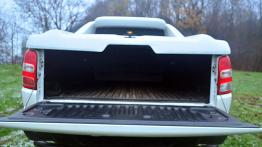 Mitsubishi L200 - galeria redakcyjna - tył - bagażnik otwarty