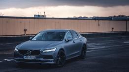 Volvo S90 D4 Polestar - galeria redakcyjna - widok z przodu