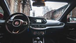 Fiat Tipo 1.4 16V Lounge - galeria redakcyjna