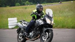 Wyższa szkoła jazdy Suzuki - prędkość może być bezpieczna