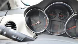 Chevrolet Cruze - galeria redakcyjna - obrotomierz