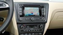 Skoda Rapid II Spaceback - galeria redakcyjna - konsola środkowa