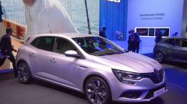 Frankfurt Motor Show 2015 - Francja, elegancja