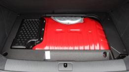 Audi A3 8V Sportback e-tron 204KM - galeria redakcyjna - przestrzeń pod podłogą bagażnika