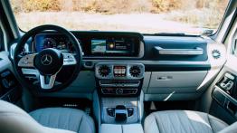 Mercedes-Benz G500 - galeria redakcyjna - widok ogólny wnętrza z przodu
