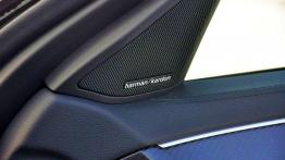 E500 4Matic - demon w przebraniu Mercedesa?