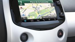 Peugeot 108 (2014) - wersja 3-drzwiowa - nawigacja gps