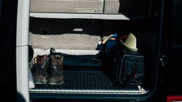 Mercedes-Benz G500 - galeria redakcyjna - ty? - baga?nik otwarty