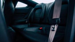 Ford Mustang GT - galeria redakcyjna - tylna kanapa