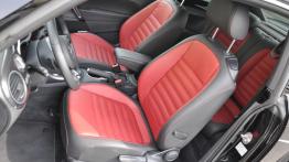VW Beetle 2.0 TSI R-Line - galeria redakcyjna - fotel kierowcy, widok z przodu