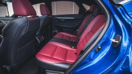 Lexus NX 200t F-Sport - galeria redakcyjna - tylna kanapa