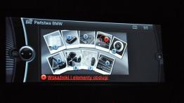BMW Seria 1 F20-F21 Hatchback 5d 118i 170KM - galeria redakcyjna - radio/cd/panel lcd