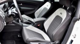 Volkswagen Scirocco R 2.0 TSI 280 KM - galeria redakcyjna - widok ogólny wnętrza z przodu