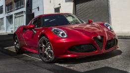 Alfa Romeo 4C (2015) - wersja amerykańska - widok z przodu