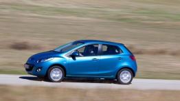 Mazda 2 Facelifting - wersja 5-drzwiowa - lewy bok