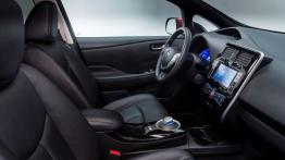 Nissan Leaf 2013 - wersja europejska - widok ogólny wnętrza z przodu