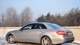 E500 4Matic - demon w przebraniu Mercedesa?