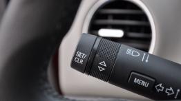 Chevrolet Cruze - galeria redakcyjna - manetka do sterowania światłami